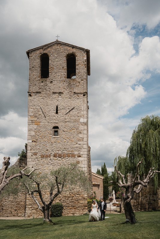 Il campanile e la pietra dell’Abbazia