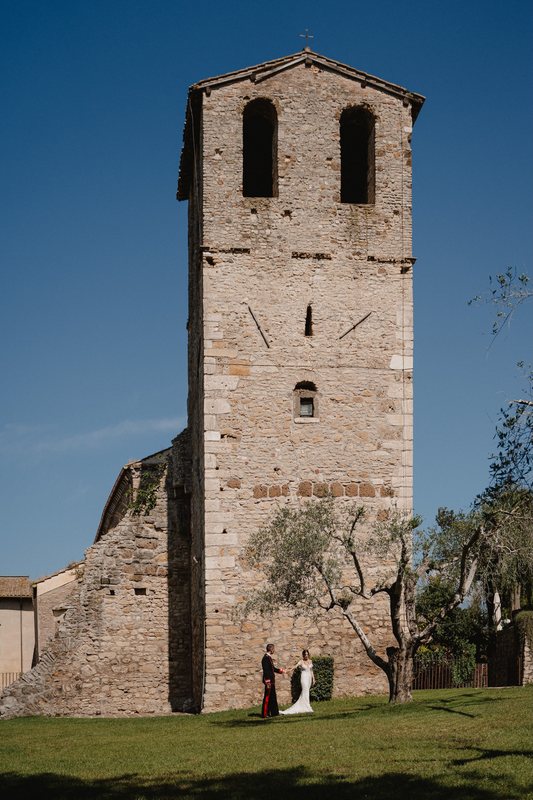 Il campanile e la pietra dell’Abbazia