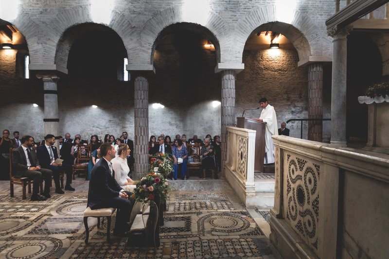 La cerimonia nella chiesa dell’Abbazia